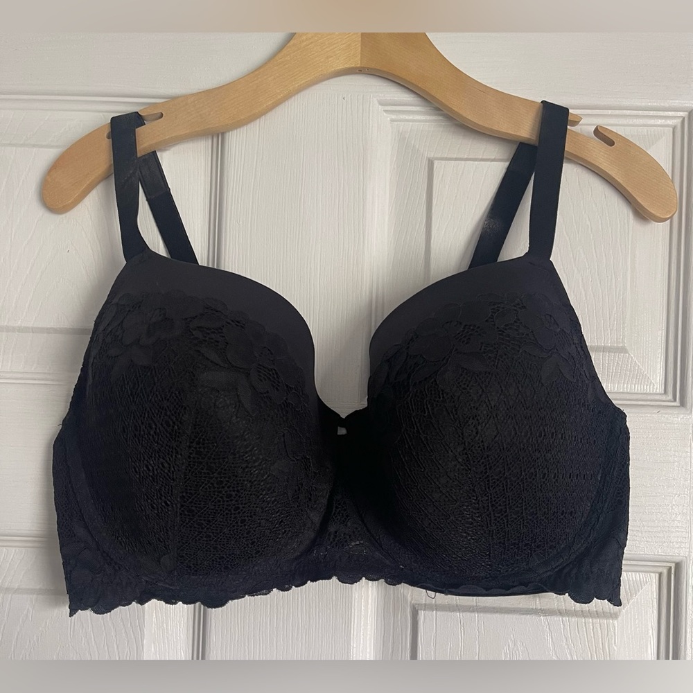 Bare Necessities The Favorite Tshirt Bra - Black Lace
